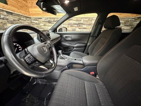 Used 2023 Honda HR-V Sport image 11