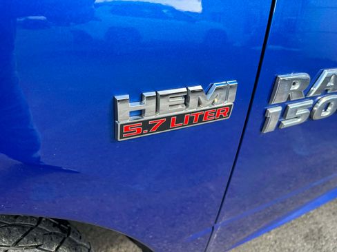 Used 2017 RAM 1500 Express image 11