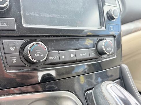 Used 2017 Nissan Maxima Platinum image 36