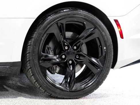 Used 2019 Chevrolet Camaro SS image 63