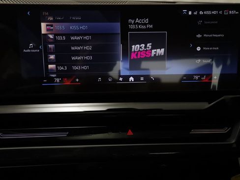 New 2026 BMW 530i xDrive w/ Convenience Package AWD/4WD image 10