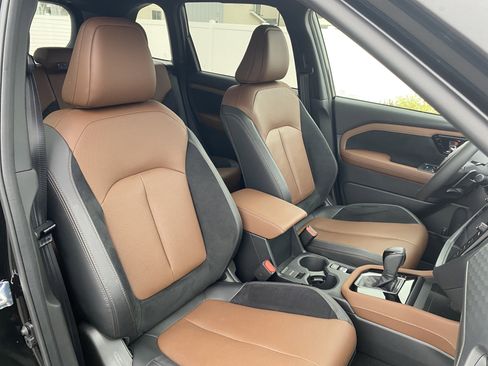 Used 2025 Subaru Forester Touring image 21