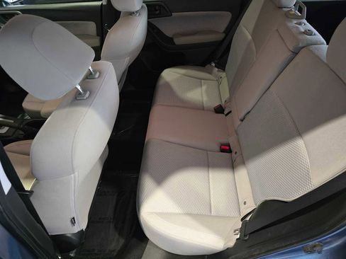 Used 2017 Subaru Forester 2.5i Premium w/ All-Weather Package image 16