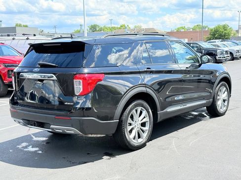 Used 2023 Ford Explorer XLT w/ Equipment Group 202A AWD/4WD image 4