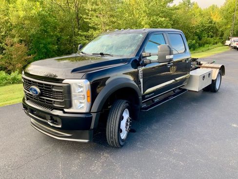 Used 2023 Ford F550 4x4 Crew Cab Super Duty image 5