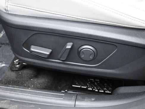 Used 2023 Hyundai Tucson Limited AWD/4WD image 18