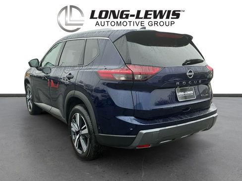 Used 2026 Nissan Rogue SL image 4