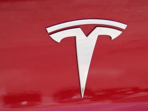 Used 2023 Tesla Model 3 Standard Range RWD image 6