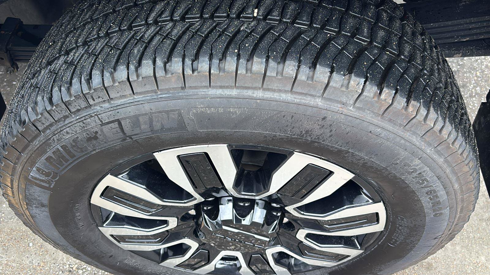 Certified 2024 GMC Sierra 2500 Denali Ultimate AWD/4WD image 13