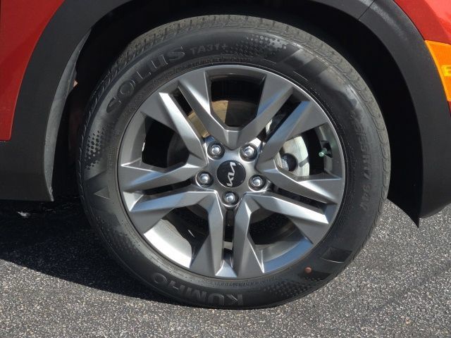 Used 2022 Kia Seltos S FWD image 24