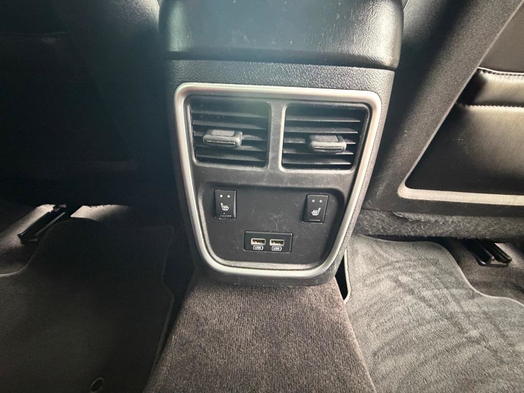 Used 2015 Dodge Charger R/T w/ Plus Group RWD image 22