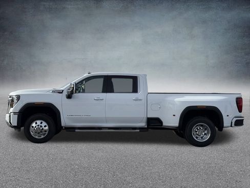 New 2026 GMC Sierra 3500 Denali w/ Denali Reserve Package image 7