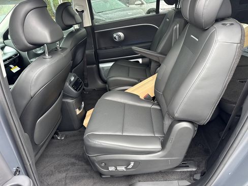 New 2026 Hyundai Ioniq 9 Limited image 12
