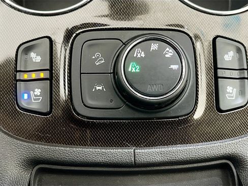 Used 2022 GMC Acadia AT4 w/ Technology Package image 20