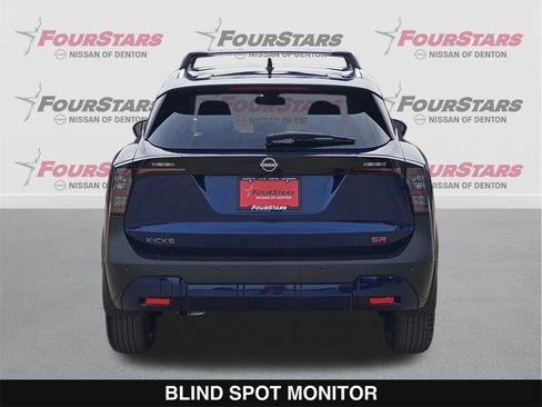 New 2026 Nissan Kicks SR image 5