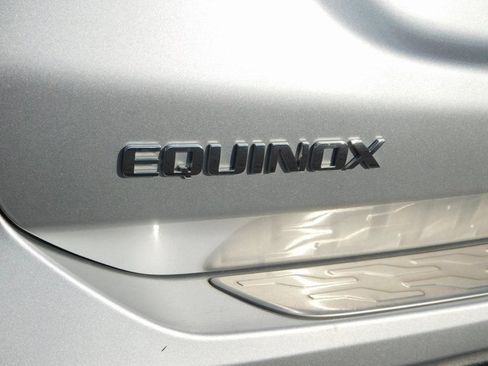 Used 2022 Chevrolet Equinox LT w/ Driver Convenience Package image 40