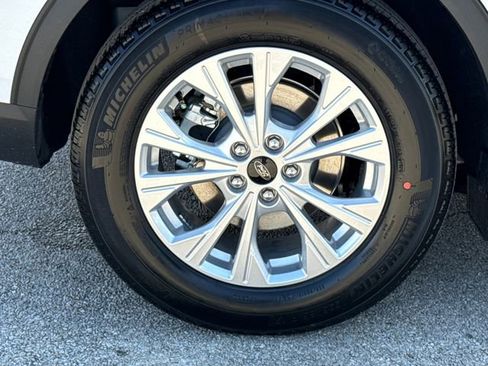 New 2026 Ford Escape Active FWD image 9