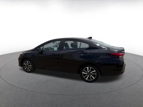 Used 2025 Nissan Versa SV FWD image 10