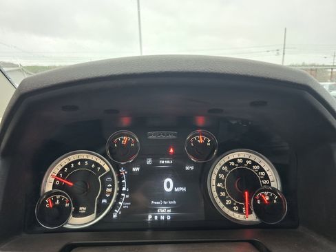 Used 2017 RAM 1500 Big Horn image 16