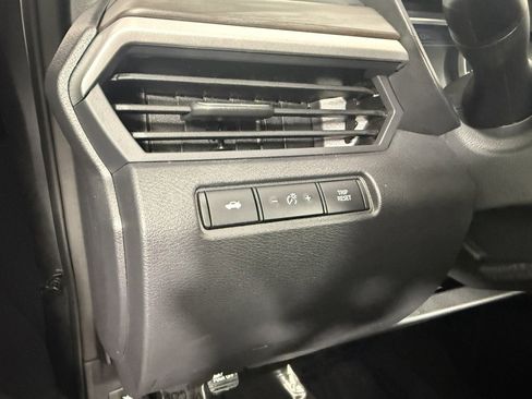 Used 2025 Nissan Altima 2.5 SV image 23