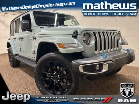 Used 2023 Jeep Wrangler Unlimited Sahara w/ Cold Weather Group image 1