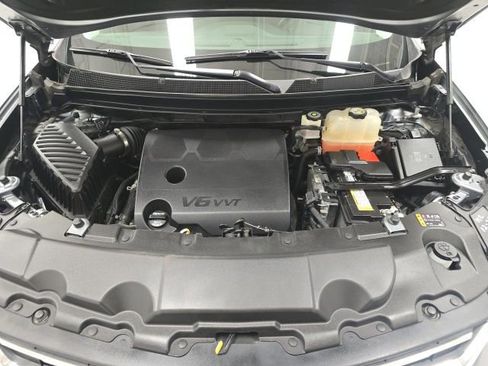 Certified 2021 Chevrolet Traverse LT image 30