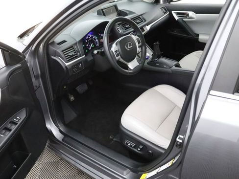 Used 2012 Lexus CT 200h Premium w/ Leather Pkg image 14