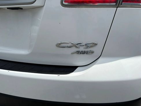 Used 2010 MAZDA CX-9 Grand Touring w/ Moonroof & Bose Audio Pkg AWD/4WD image 8