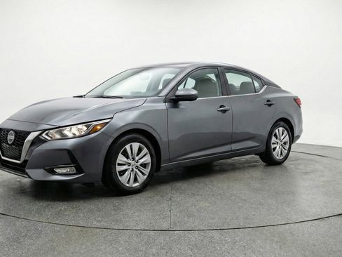 Used 2025 Nissan Sentra S image 3