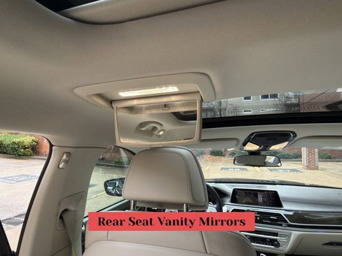 Used 2020 BMW 750i xDrive w/ Executive Package image 55