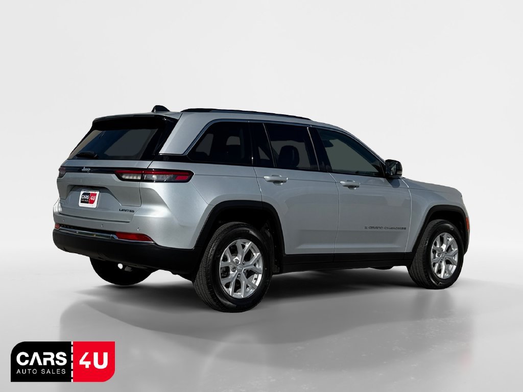 Used 2023 Jeep Grand Cherokee Limited w/ Trailer Tow Prep Group (B) AWD/4WD image 7