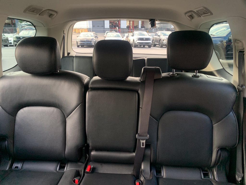 Used 2022 Nissan Armada SL RWD image 25