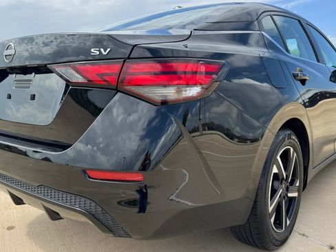 Used 2024 Nissan Sentra SV image 13