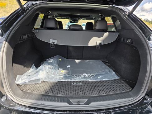 New 2025 MAZDA CX-5 Signature image 6