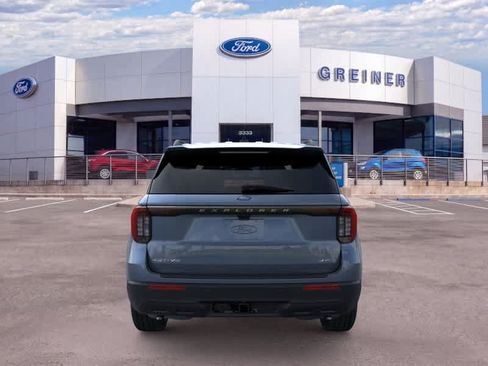 New 2026 Ford Explorer Active AWD/4WD image 5