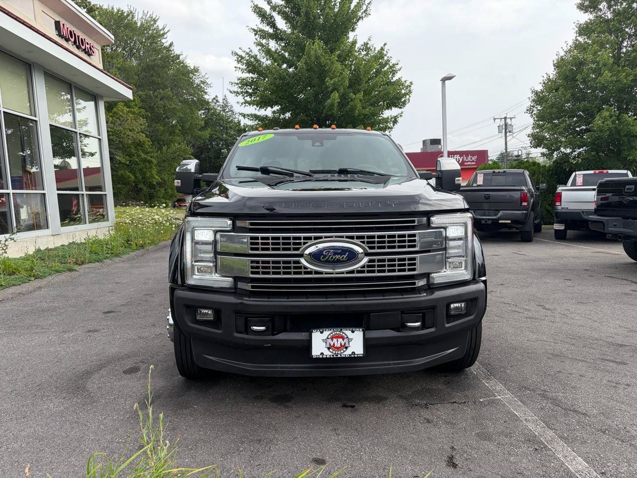 Used 2017 Ford F450 Platinum w/ Platinum Ultimate Package AWD/4WD image 3