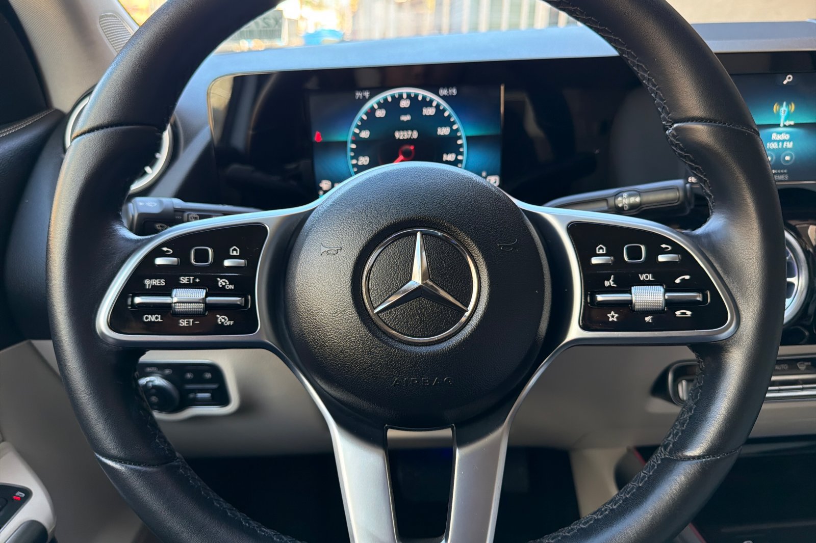 Used 2021 Mercedes-Benz GLA 250 image 24
