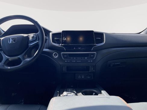 Used 2025 Honda Ridgeline TrailSport image 26