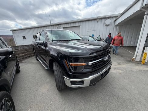 Used 2024 Ford F150 XLT w/ Equipment Group 302A MID AWD/4WD image 7