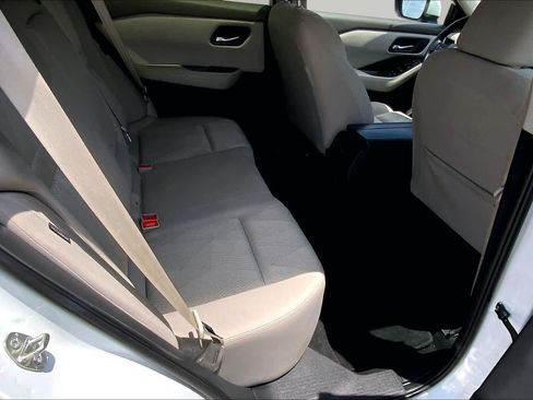 Used 2025 Nissan Rogue SV AWD/4WD image 20