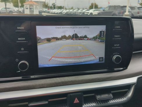 Used 2021 Kia K5 EX image 17