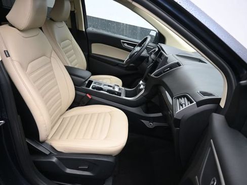 Used 2024 Ford Edge SEL w/ Convenience Package AWD/4WD image 9