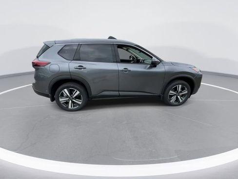 Certified 2024 Nissan Rogue SL image 9