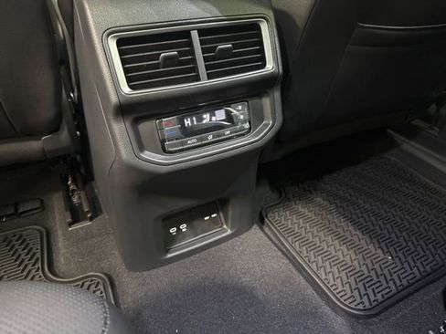 New 2026 Volkswagen Atlas SE AWD/4WD image 16