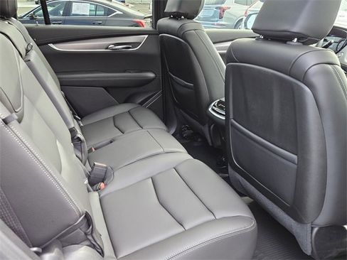 New 2025 Cadillac XT6 Luxury image 22