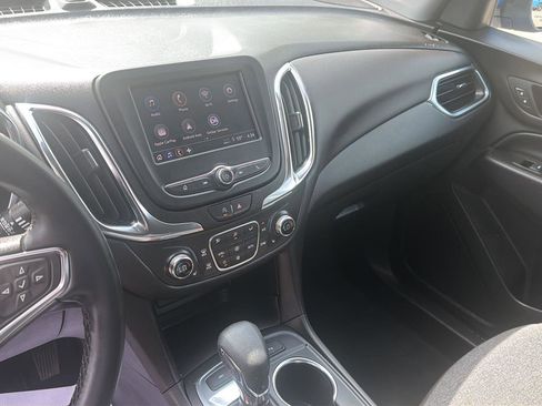 Used 2024 Chevrolet Equinox LT AWD/4WD image 16