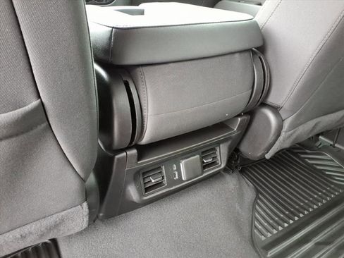 Used 2024 Chevrolet Silverado 1500 LT w/ Convenience Package II image 29