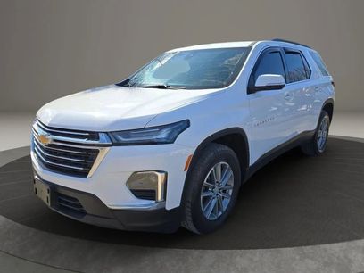 Used 2023 Chevrolet Traverse LT