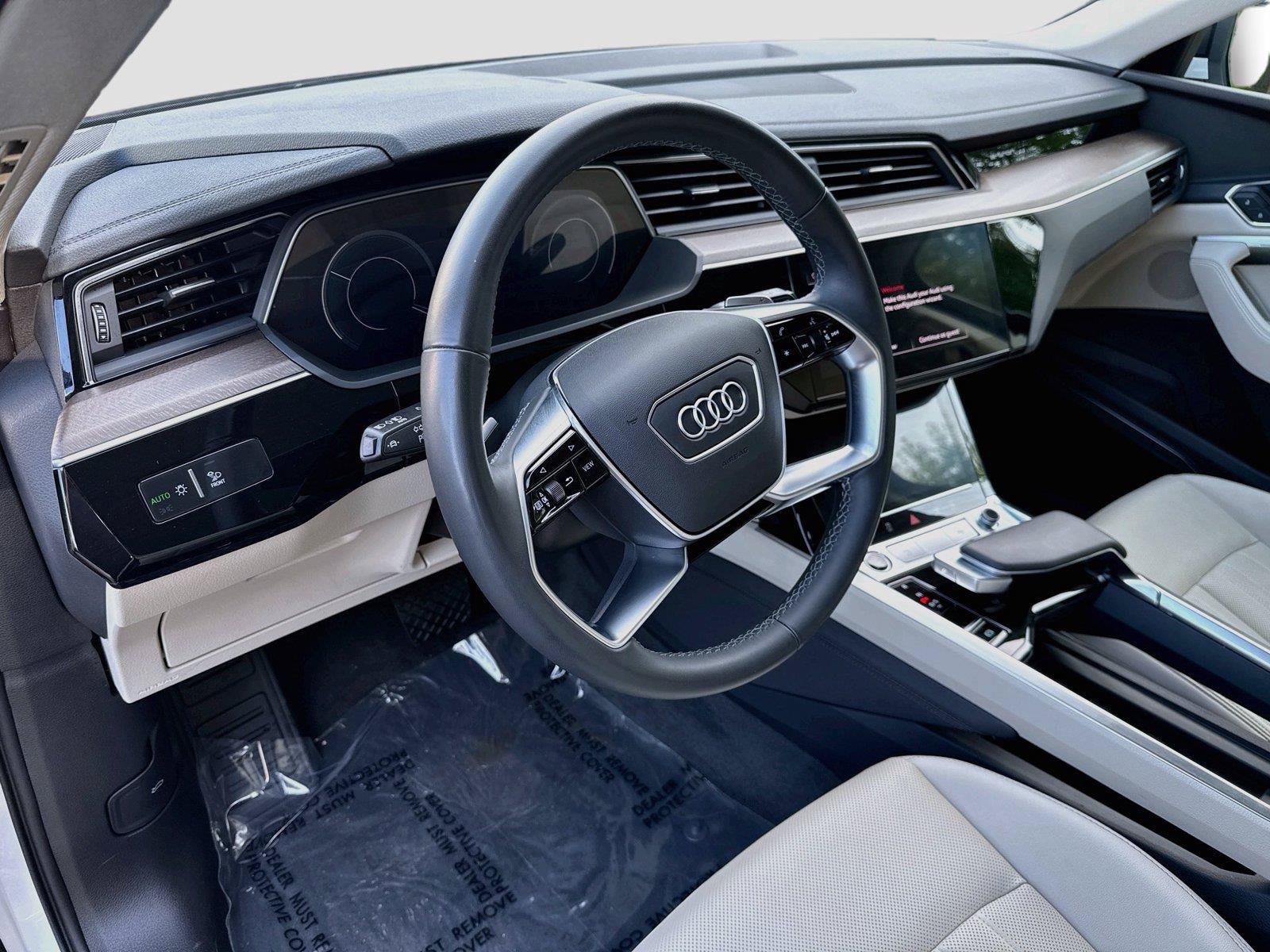 Certified 2024 Audi Q8 e-tron Premium Plus AWD/4WD image 9