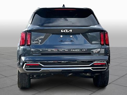 Used 2022 Kia Sorento SX image 4